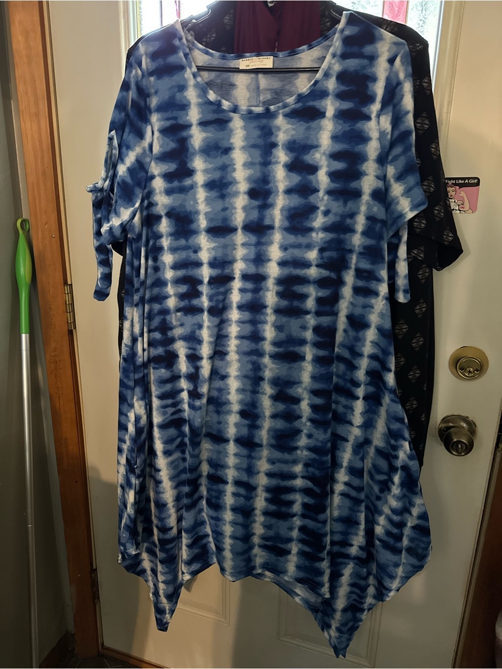 Bobbie Brooks Blue and White Tie-Dye Short Sleeve Tunic